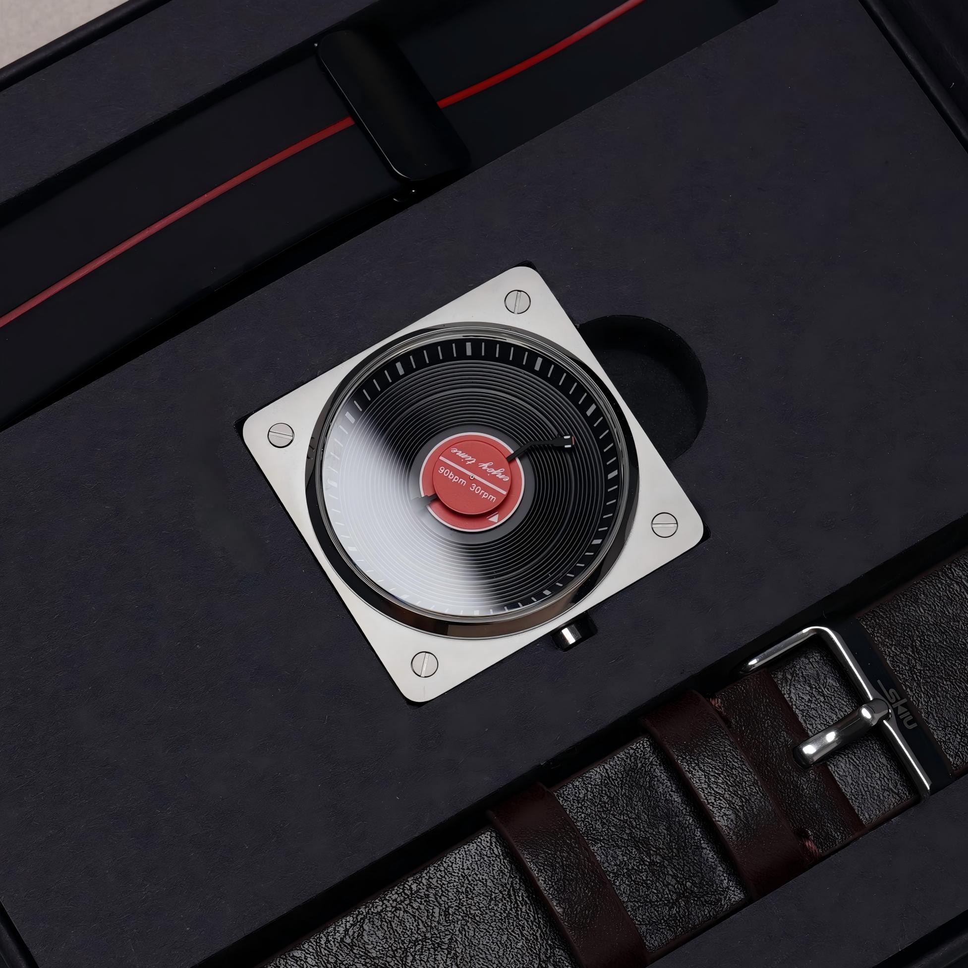 Orologio da Polso da Uomo al Q - Vintage Watch Collecting recensione e prezzo